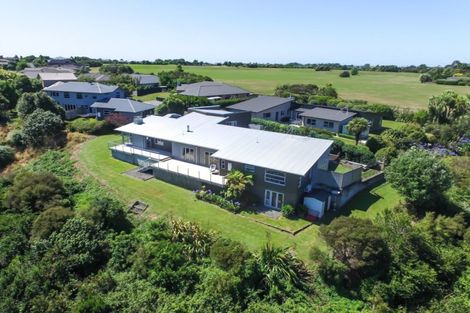 Photo of property in 19 Cherie Close, Rototuna, Hamilton, 3210