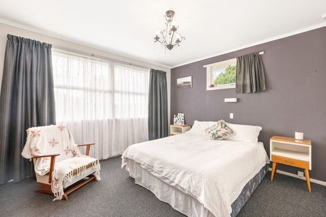 Photo of property in 15 Sunrise Avenue, Owhata, Rotorua, 3010