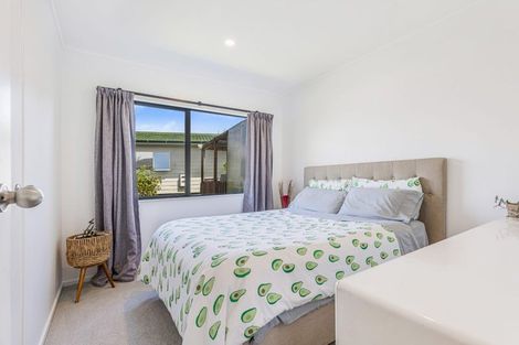 Photo of property in 34b Ranui Station Road, Ranui, Auckland, 0612