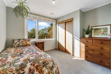 Photo of property in 1 Ash Grove, Ranui, Porirua, 5024