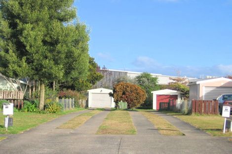 Photo of property in 49 Oakfield Crescent, Pukete, Hamilton, 3200