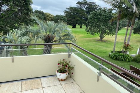 Photo of property in 186 Oceanbeach Road, Mount Maunganui, 3116