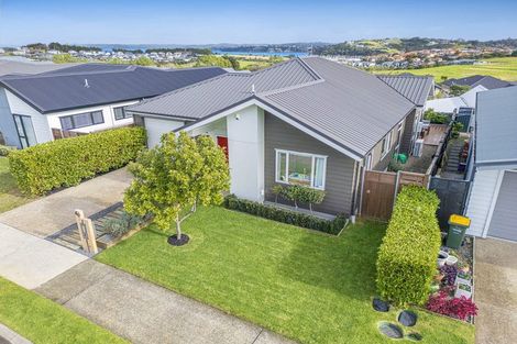 Photo of property in 49 Barcliff Terrace, Gulf Harbour, Whangaparaoa, 0930