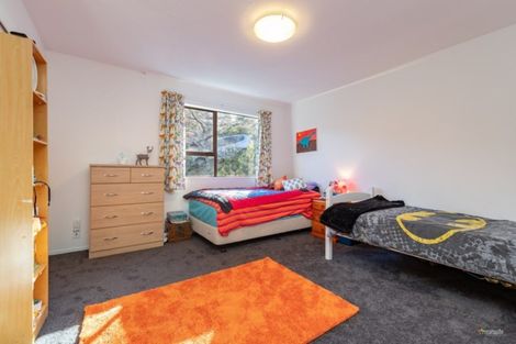 Photo of property in 8 Matuhi Street, Tirohanga, Lower Hutt, 5010