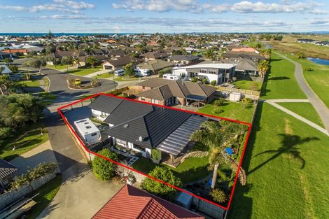 Photo of property in 30 Nicole Place, Papamoa Beach, Papamoa, 3118
