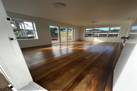 Photo of property in 2/8 Campbell Road, Takapuna, Auckland, 0622