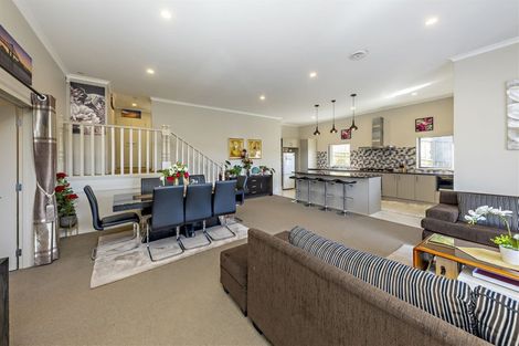 Photo of property in 11 Arthur Carwen Place, Pukekohe, 2120