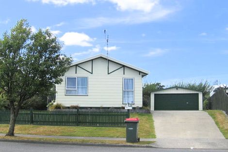 Photo of property in 20 Delaware Grove, Totara Park, Upper Hutt, 5018