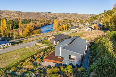 Photo of property in 23 Selkirk Street, Roxburgh, 9500