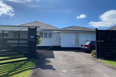 Photo of property in 15 Bernard Street, Avenues, Whangarei, 0110