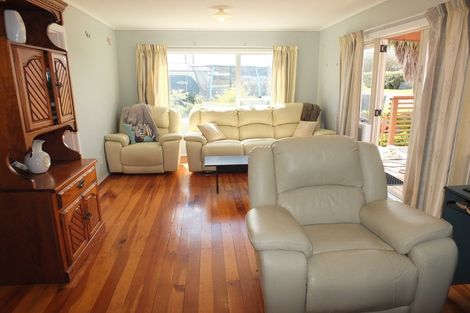 Photo of property in 8 Thomas Place, Foxton Beach, Foxton, 4815