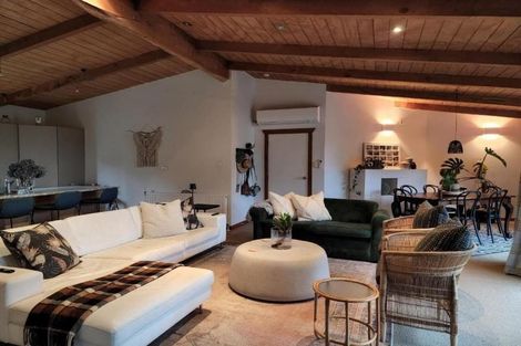 Photo of property in 24 Arden Place, Oakura, 4314