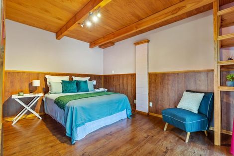 Photo of property in 847 West Coast Road, Oratia, Auckland, 0604