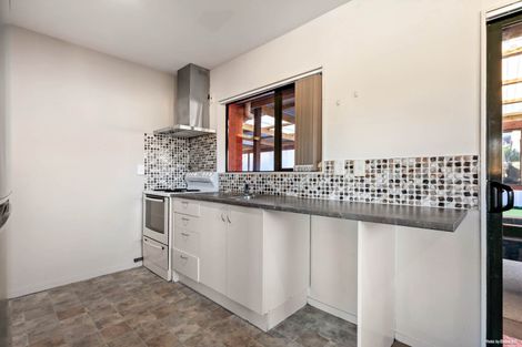 Photo of property in 84 Robert Skelton Place, Clendon Park, Auckland, 2103