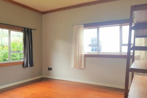 Photo of property in 28 Bulteel Street, New Plymouth, 4310