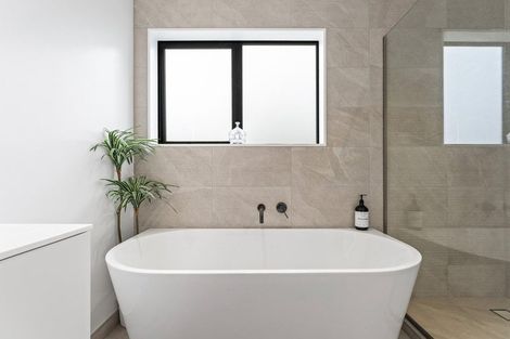 Photo of property in 20 Sunrise Boulevard, Snells Beach, 0920