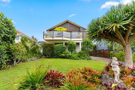 Photo of property in 1/21 Peter Terrace, Castor Bay, Auckland, 0620