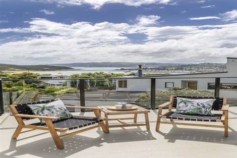 Photo of property in 16 Doon Grove, Papakowhai, Porirua, 5024