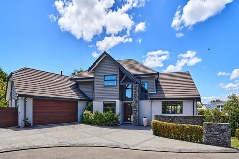 Photo of property in 29d Wai-iti Crescent, Woburn, Lower Hutt, 5010