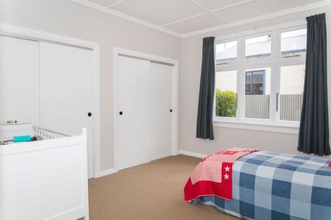 Photo of property in 58 Burns Street, Dannevirke, 4930