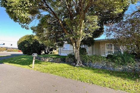 Photo of property in 1 Carrington Avenue, Hillcrest, Hamilton, 3216