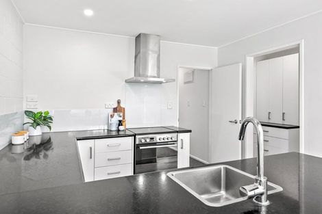 Photo of property in 2/1001 High Street, Avalon, Lower Hutt, 5011