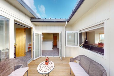 Photo of property in 5 Somerset Grove, Waitarere Beach, Levin, 5510