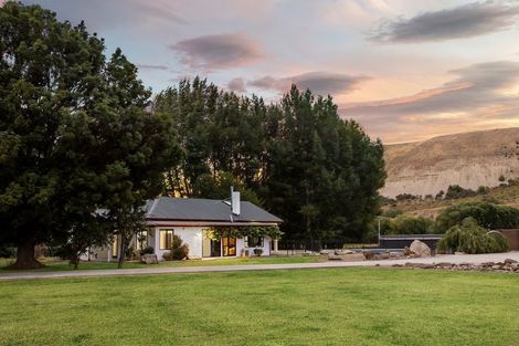 Photo of property in 723 Ardgour Road, Tarras, Cromwell, 9383