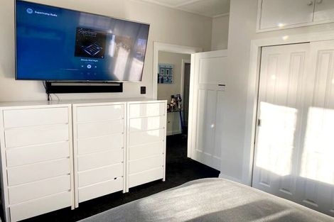 Photo of property in 10 Plunket Avenue, Petone, Lower Hutt, 5012