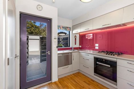 Photo of property in 30a Peacock Street, Christchurch Central, Christchurch, 8013