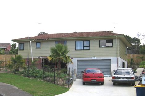 Photo of property in 9 Landsdale Place, Massey, Auckland, 0614