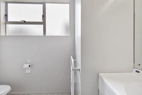 Photo of property in 2/10 Bay Road, Saint Heliers, Auckland, 1071