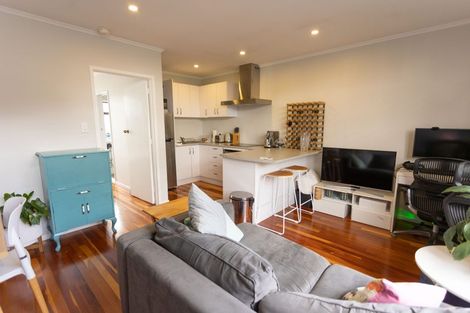 Photo of property in 5/32 Brixton Road, Mount Eden, Auckland, 1024