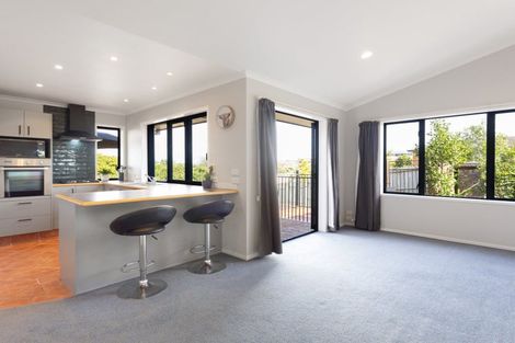 Photo of property in 1 Farnborough Drive, Nawton, Hamilton, 3200