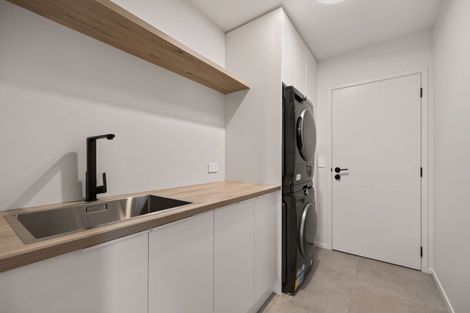 Photo of property in 51 Corriedale Road, Jacks Point, 9371