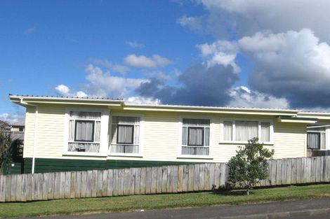 Photo of property in 3 Applewood Drive, Henderson, Auckland, 0612