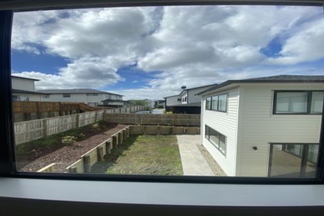 Photo of property in 30 Mettam Drive, Swanson, Auckland, 0614