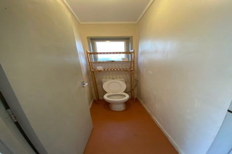 Photo of property in 300 Bucklands Beach Road, Bucklands Beach, Auckland, 2012