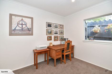 Photo of property in 112a Pacific Parade, Army Bay, Whangaparaoa, 0930