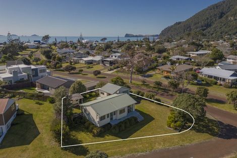 Photo of property in 2 Winderton Way, Pauanui, Hikuai, 3579