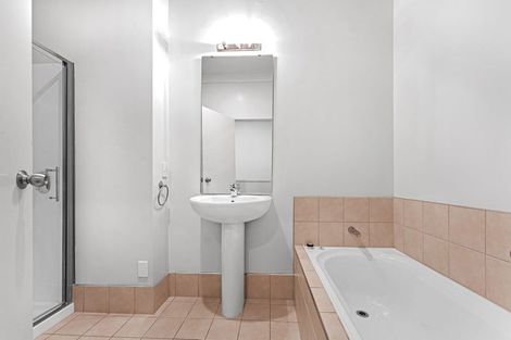 Photo of property in 15/44 Carlos Drive, Flat Bush, Auckland, 2016