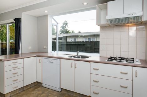 Photo of property in 14 Apollo Parade, Milson, Palmerston North, 4414