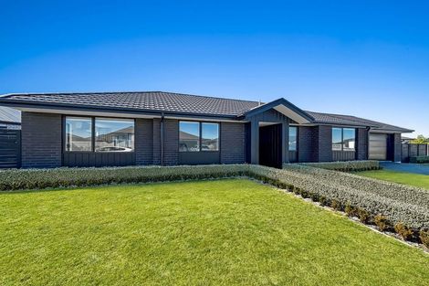 Photo of property in 4 Thomas Ellis Lane, Halswell, Christchurch, 8025
