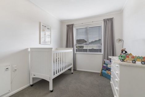 Photo of property in 4b Lachlan Avenue, Mount Maunganui, 3116