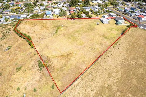 Photo of property in 6 Kamahi Street, Castlecliff, Whanganui, 4501