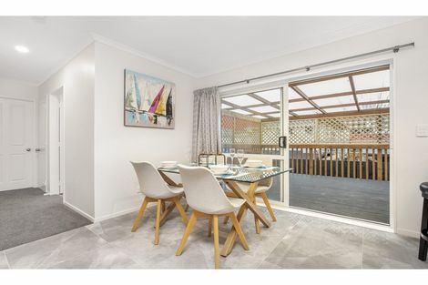 Photo of property in 72a Henwood Road, Mangere East, Auckland, 2024