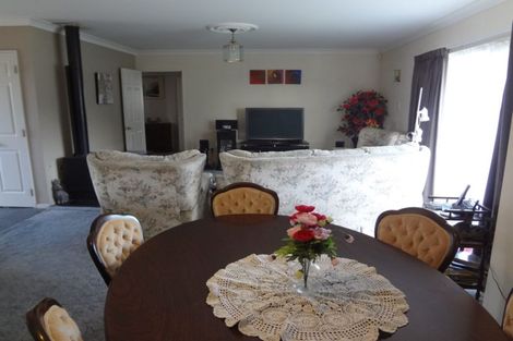 Photo of property in 40 Nuku Street, Tangimoana, 4822