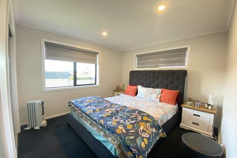 Photo of property in 18 Reuben Avenue, Rolleston, 7615