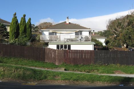 Photo of property in 60 Dimock Street, Titahi Bay, Porirua, 5022
