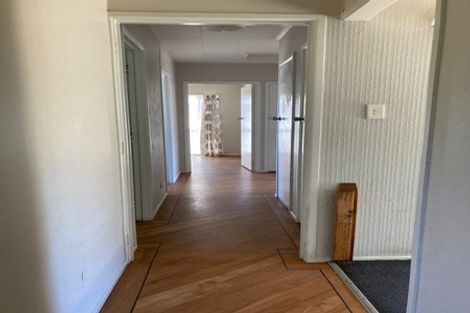 Photo of property in 3 Damian Way, Weymouth, Auckland, 2103